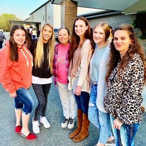 Meet your Posher, Teri